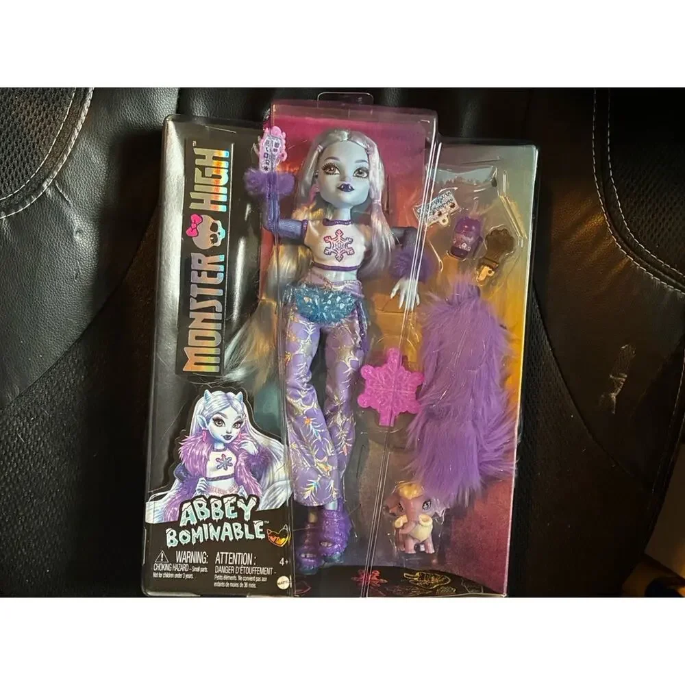 Monster High Abbey Bominable Doll with Pet Mammoth Tundra & Accessories